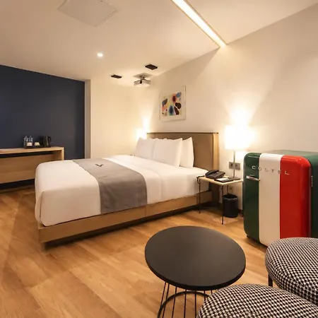 Dongnae Hound Hotel Sajik Minam Station