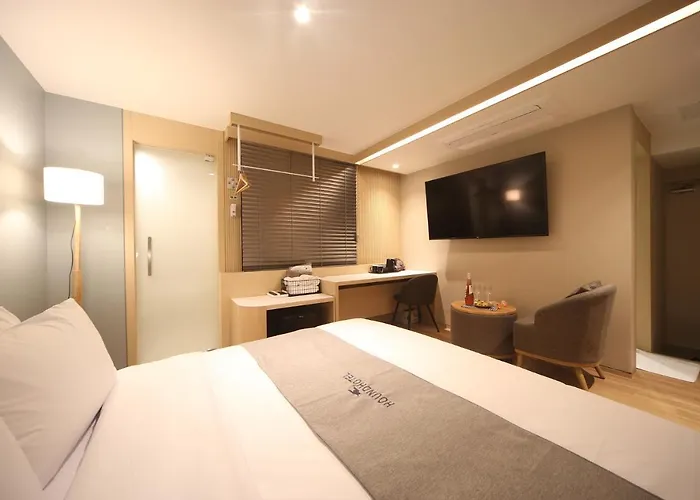 Hotel Dongnae Hound Sajik Minam Station Busan