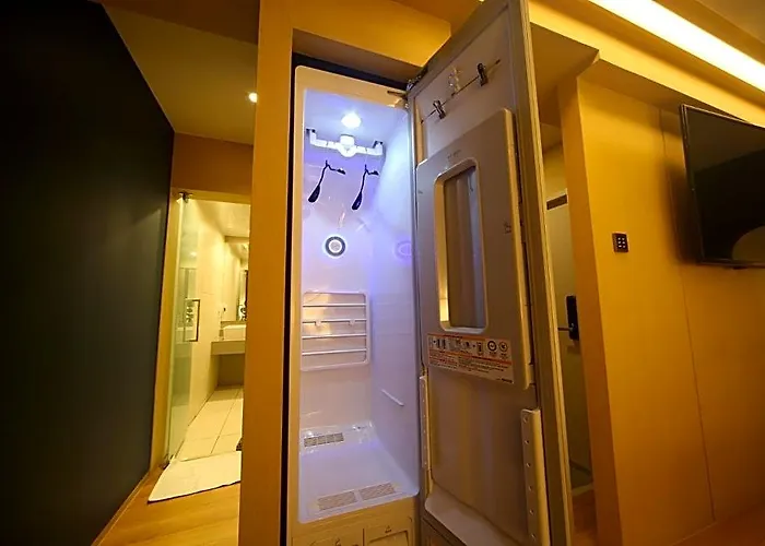Dongnae Hound Sajik Minam Station Hotel Busan
