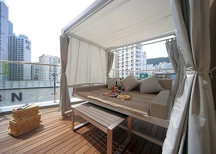 Dongnae Hound Sajik Minam Station Hotel Busan