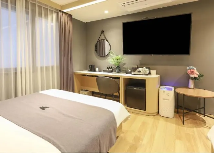 Hotel Dongnae Hound Sajik Minam Station Busan